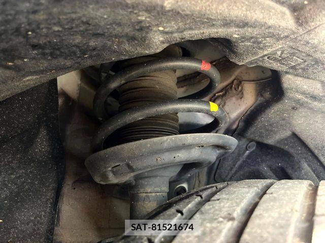 Toyota HARRIER 2020-09 8336002-19