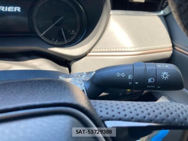 Toyota HARRIER 2022-05 8335990-17