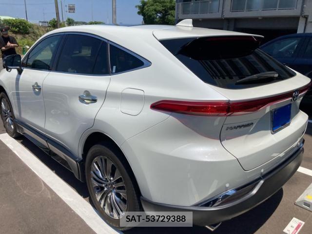 Toyota HARRIER 2022-05 8335990-8