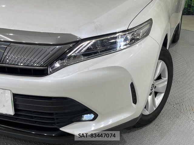 Toyota HARRIER 2019-08 8336025-11