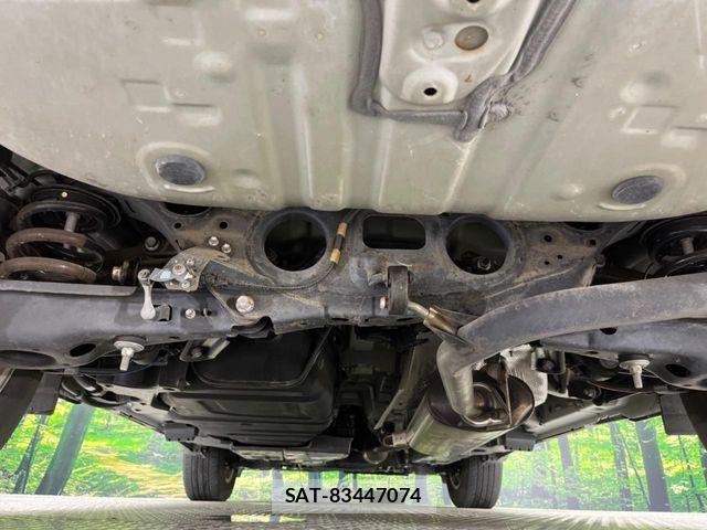 Toyota HARRIER 2019-08 8336025-18