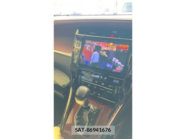 Toyota HARRIER 2017-03 8336038-14