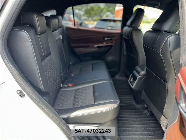 Toyota HARRIER 2015-02 8336032-17