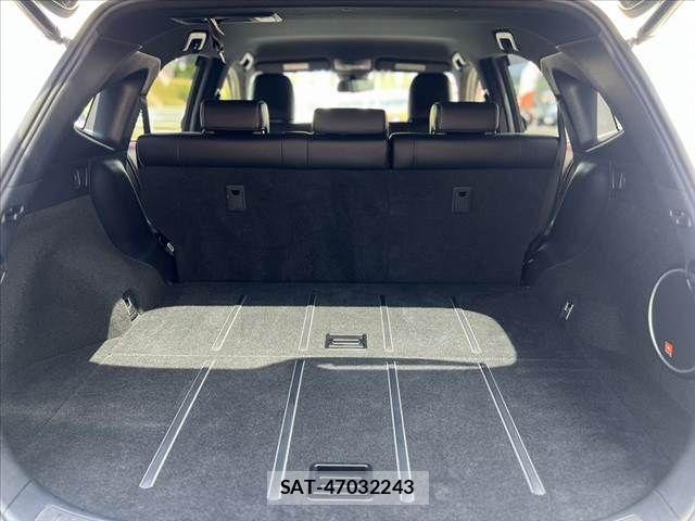 Toyota HARRIER 2015-02 8336032-19