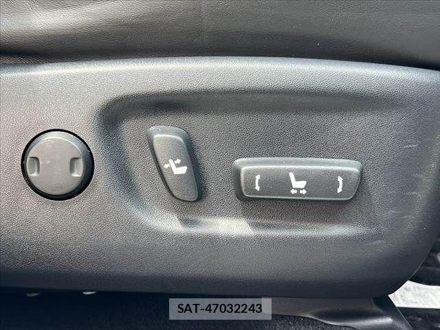 Toyota HARRIER 2015-02 8336032-22