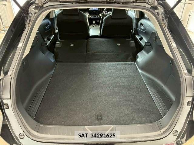 Toyota HARRIER 2022-07 8336012-12