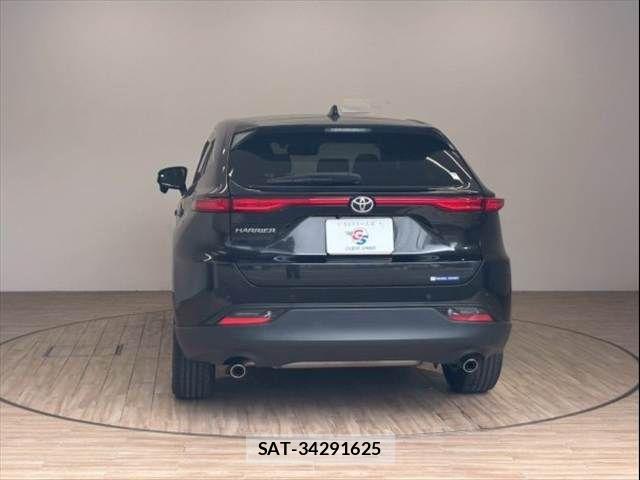 Toyota HARRIER 2022-07 8336012-14
