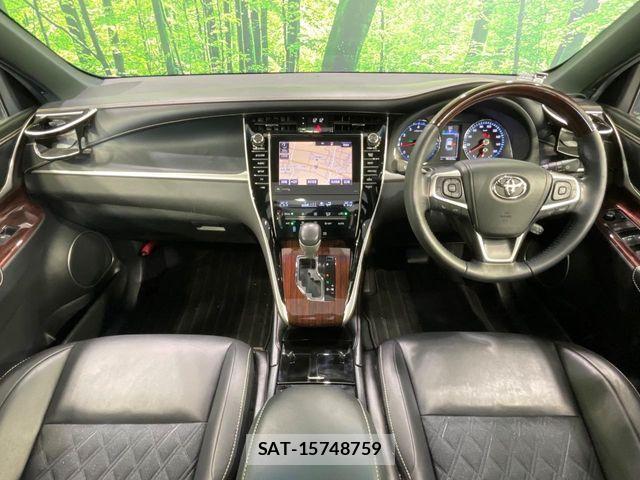 Toyota HARRIER 2017-03 8336033-1