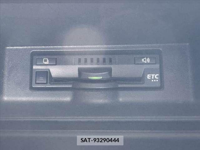 Toyota HARRIER 2020-01 8336006-28