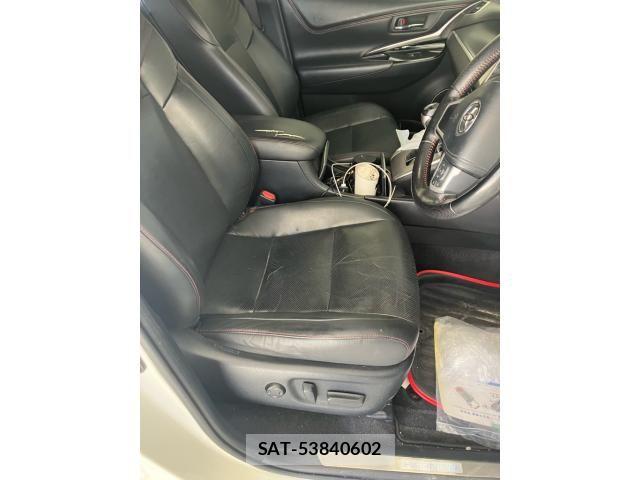 Toyota HARRIER 2017-07 8336039-16