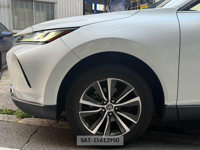 Toyota HARRIER 2023-02 8354576-6