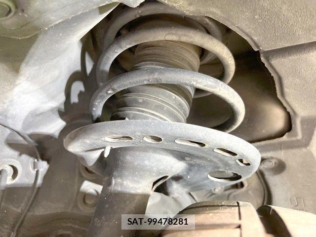 Toyota HARRIER 2015-10 8354590-19