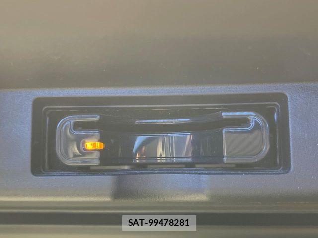 Toyota HARRIER 2015-10 8354590-6