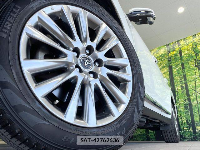 Toyota HARRIER 2017-09 8354588-12