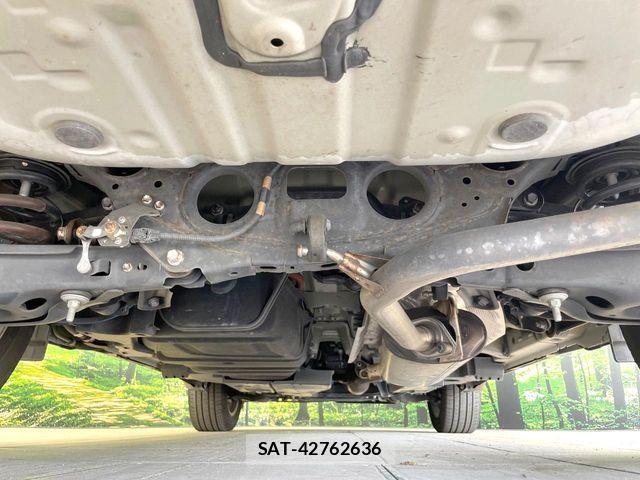 Toyota HARRIER 2017-09 8354588-18