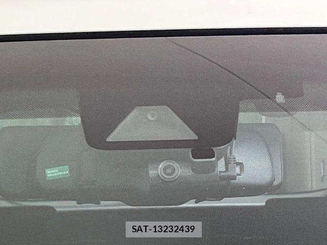 Toyota HARRIER 2017-11 8354587-4