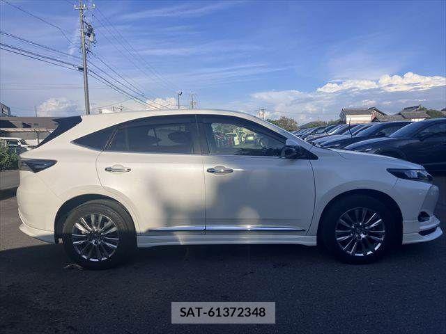 Toyota HARRIER 2014-09 8366120-20