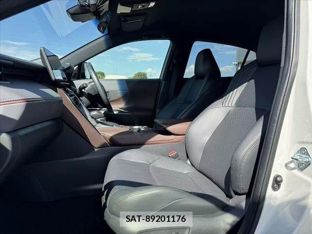 Toyota HARRIER 2020-11 8366097-16