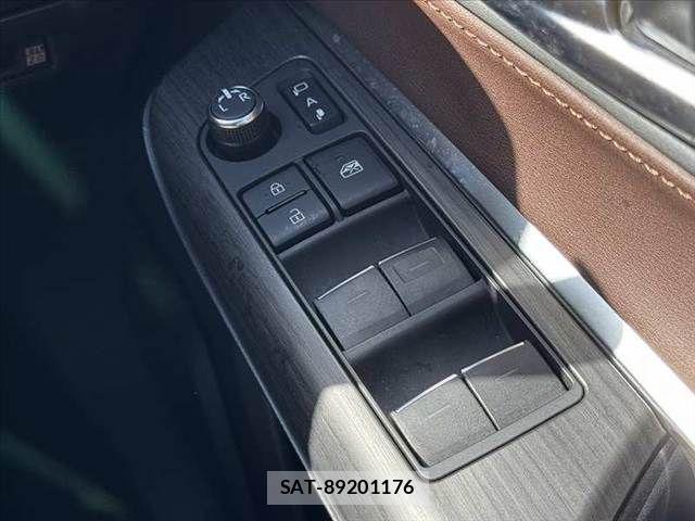 Toyota HARRIER 2020-11 8366097-25
