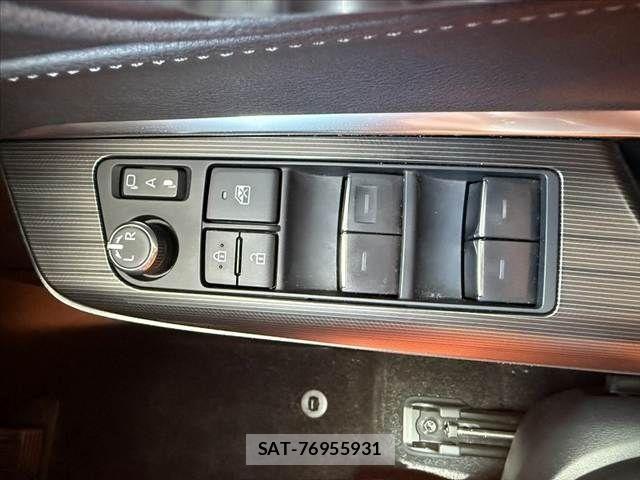 Toyota HARRIER 2024-04 8366103-27