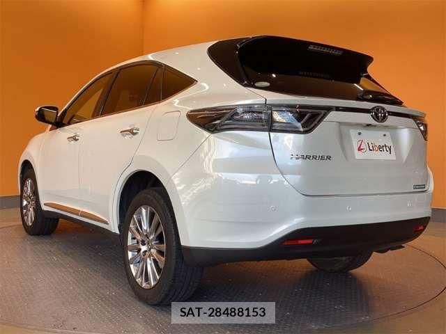 Toyota HARRIER 2016-12 8366121-9