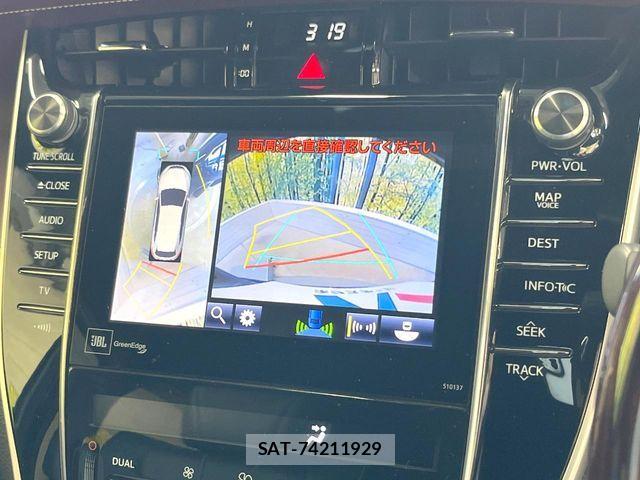 Toyota HARRIER 2017-01 8366110-3
