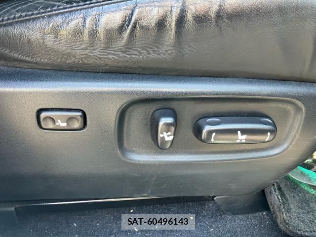 Toyota HARRIER 2005-06 8366130-18