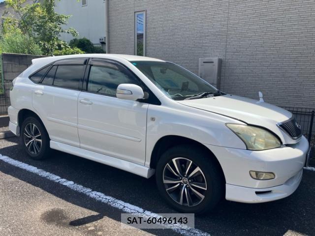 Toyota HARRIER 2005-06 8366130-1