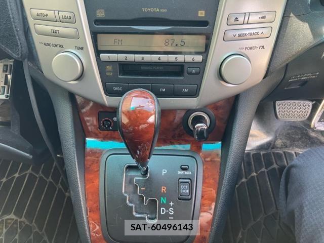 Toyota HARRIER 2005-06 8366130-21