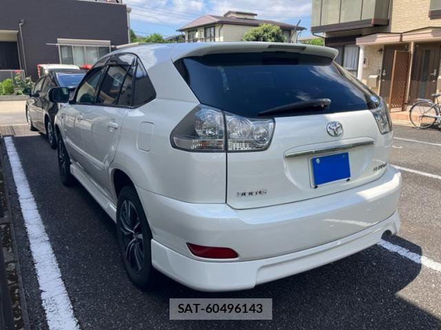 Toyota HARRIER 2005-06 8366130-3