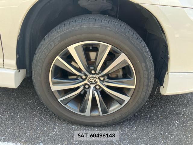 Toyota HARRIER 2005-06 8366130-4
