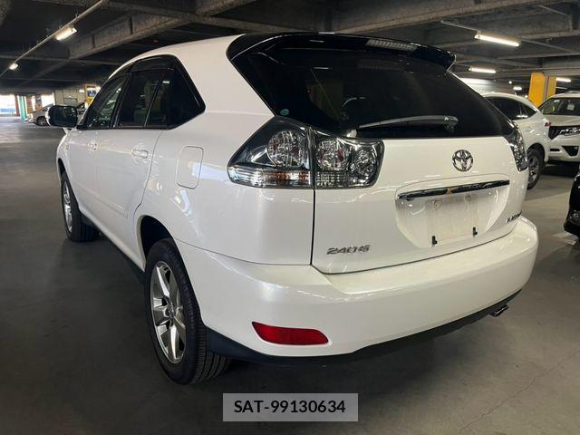 Toyota HARRIER 2003-07 8366126-2