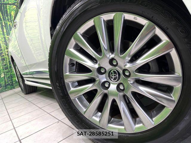 Toyota HARRIER 2015-02 8366117-12