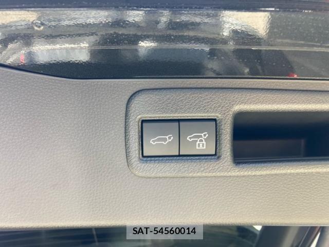 Toyota HARRIER 2020-09 8366098-27