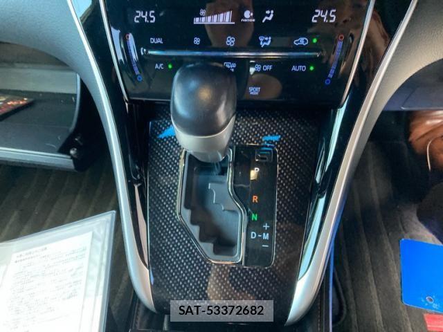 Toyota HARRIER 2017-06 8366111-13