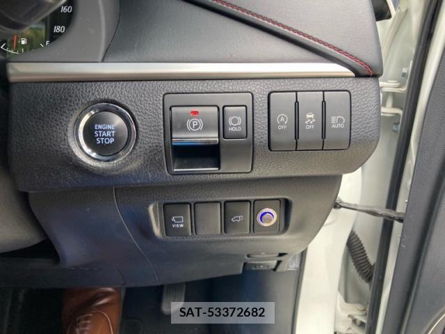 Toyota HARRIER 2017-06 8366111-15