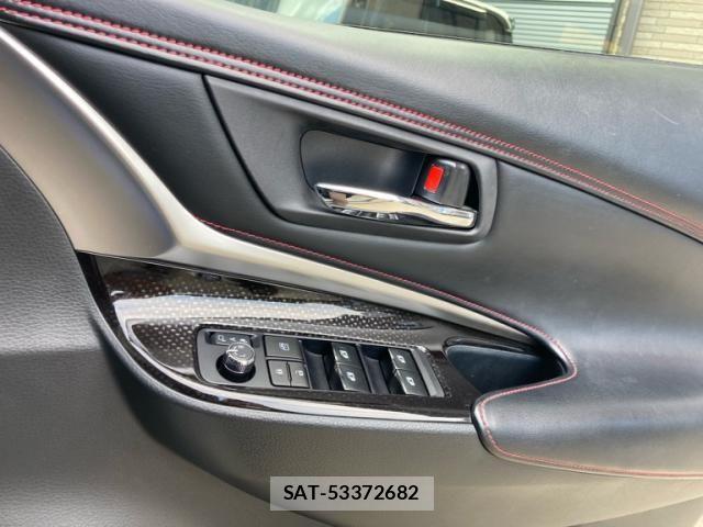 Toyota HARRIER 2017-06 8366111-16