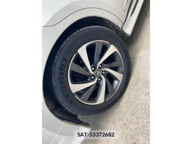 Toyota HARRIER 2017-06 8366111-5
