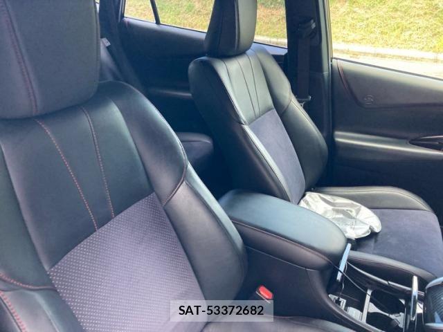Toyota HARRIER 2017-06 8366111-6