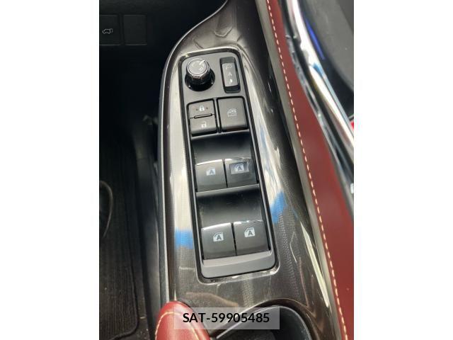 Toyota HARRIER 2018-03 8366115-14