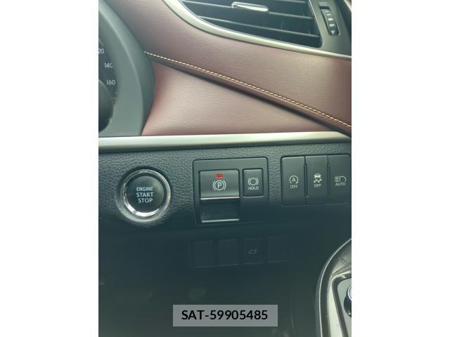 Toyota HARRIER 2018-03 8366115-15