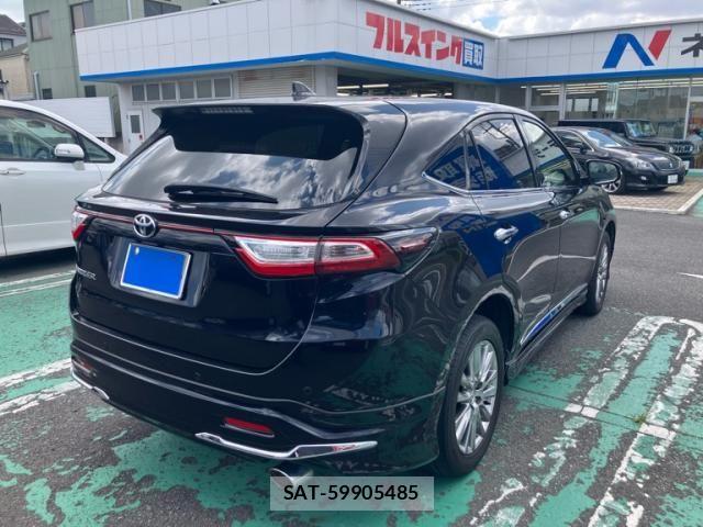 Toyota HARRIER 2018-03 8366115-2