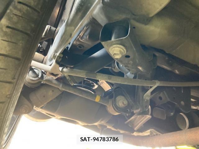 Toyota HARRIER 2015-10 8366125-26