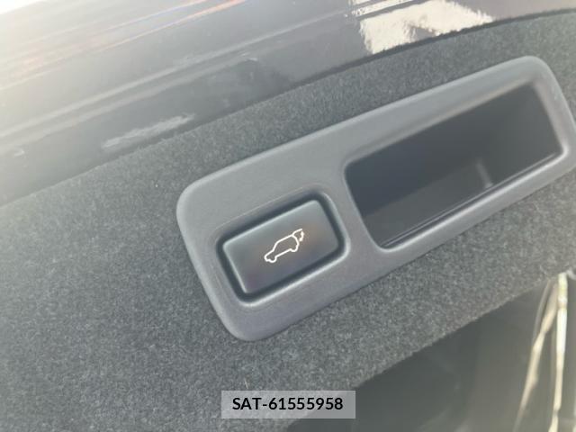 Toyota HARRIER 2019-03 8366104-11