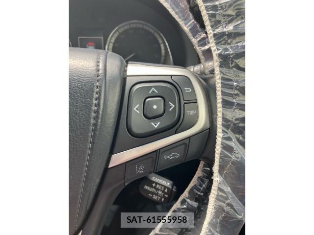 Toyota HARRIER 2019-03 8366104-18