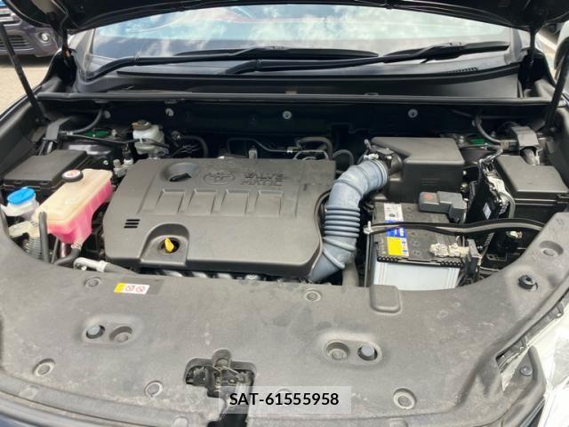 Toyota HARRIER 2019-03 8366104-26