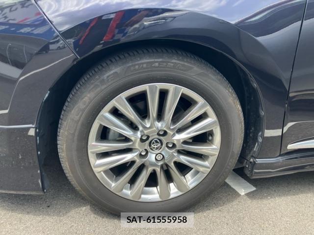 Toyota HARRIER 2019-03 8366104-2