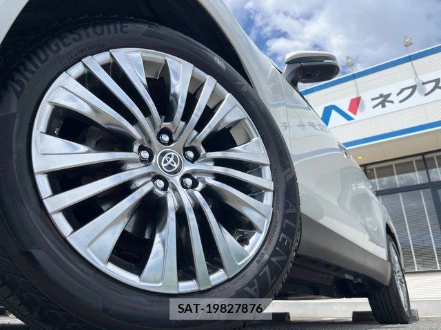 Toyota HARRIER 2020-07 8366095-16