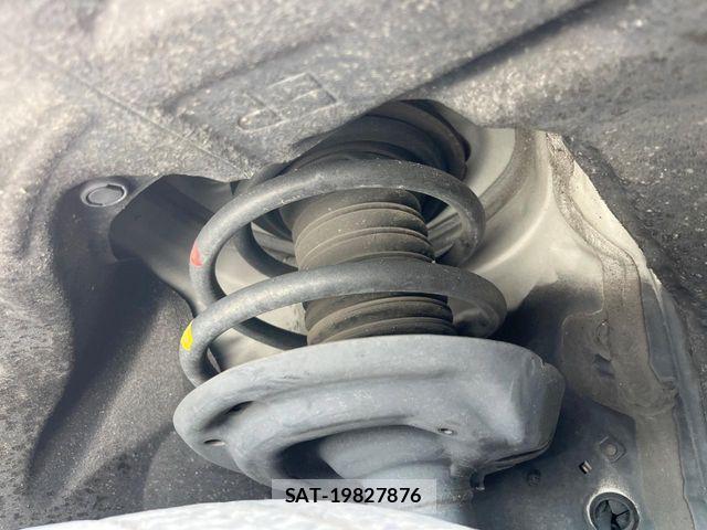 Toyota HARRIER 2020-07 8366095-19