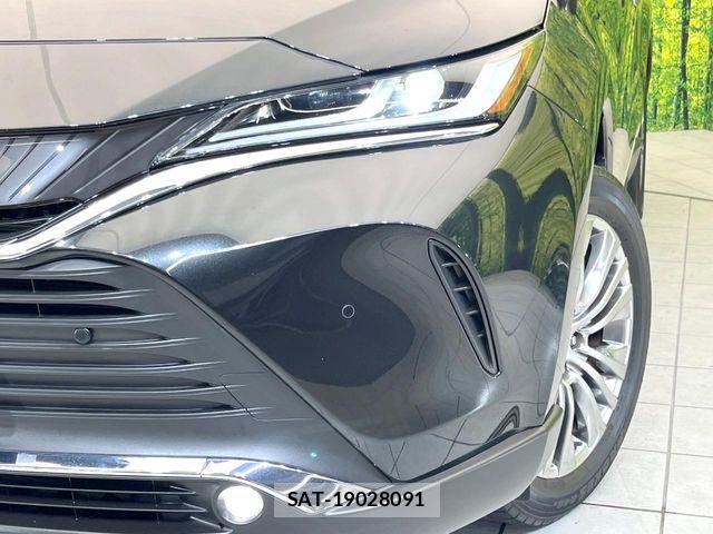 Toyota HARRIER 2021-08 8366101-11